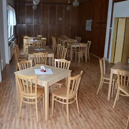 Hostel Sportcetrum S Ubytovanim Česká Kamenice